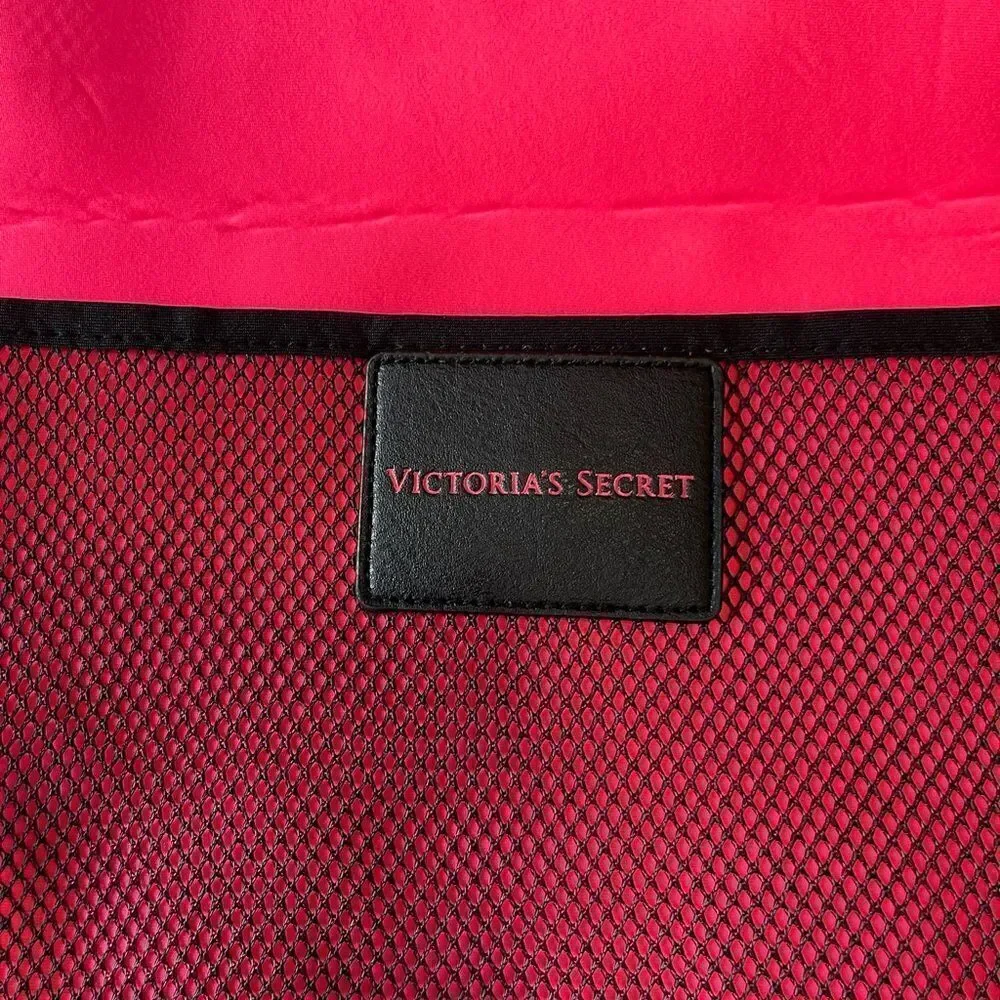 NWOT Victoria’s Secret neoprene Hot pink bucket backpack. - Picture 2 of 7